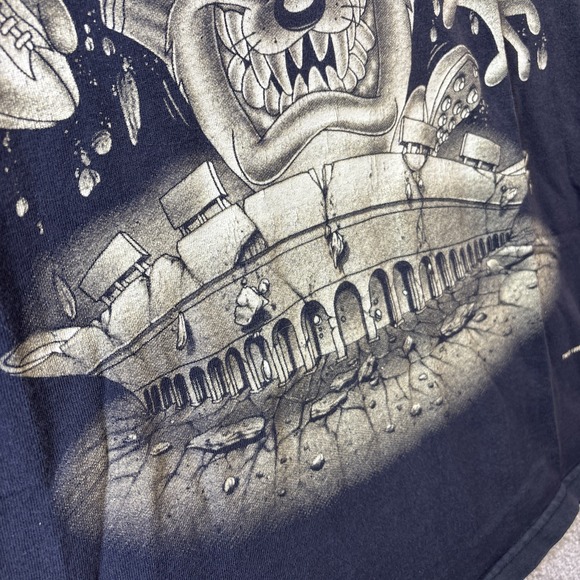 Vintage Green Bay Packers Taz Shirt Men Large Faded Black Looney Tunes 1995 USA - Picture 8 of 12